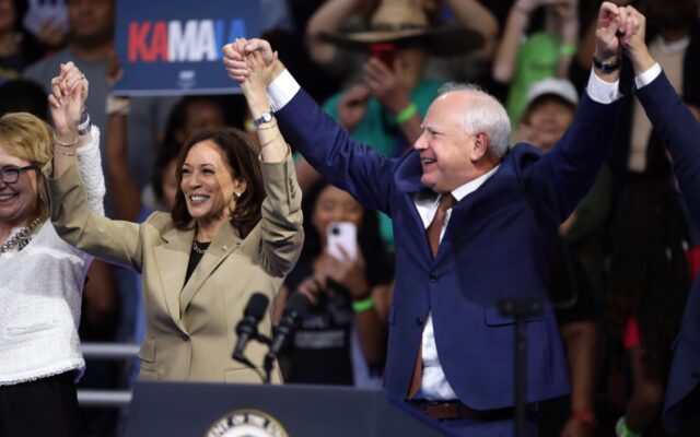 Harris and Walz at convention